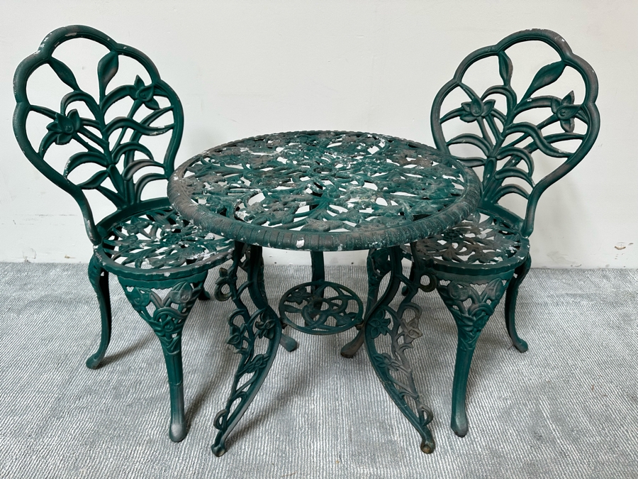 Outdoor Cast Aluminum Outdoor Patio Furniture Set With 24'R Table And Two Chairs (Paint Is Peeling) [Photo 2]