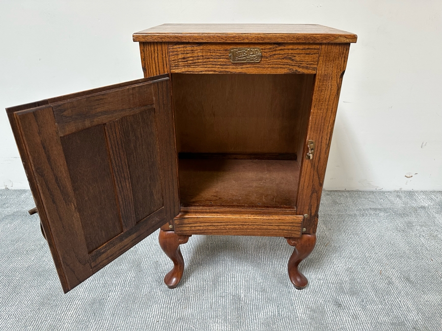 White Clad Reproduction Ice Box Cabinet 22W X 16D X 36H [Photo 5]