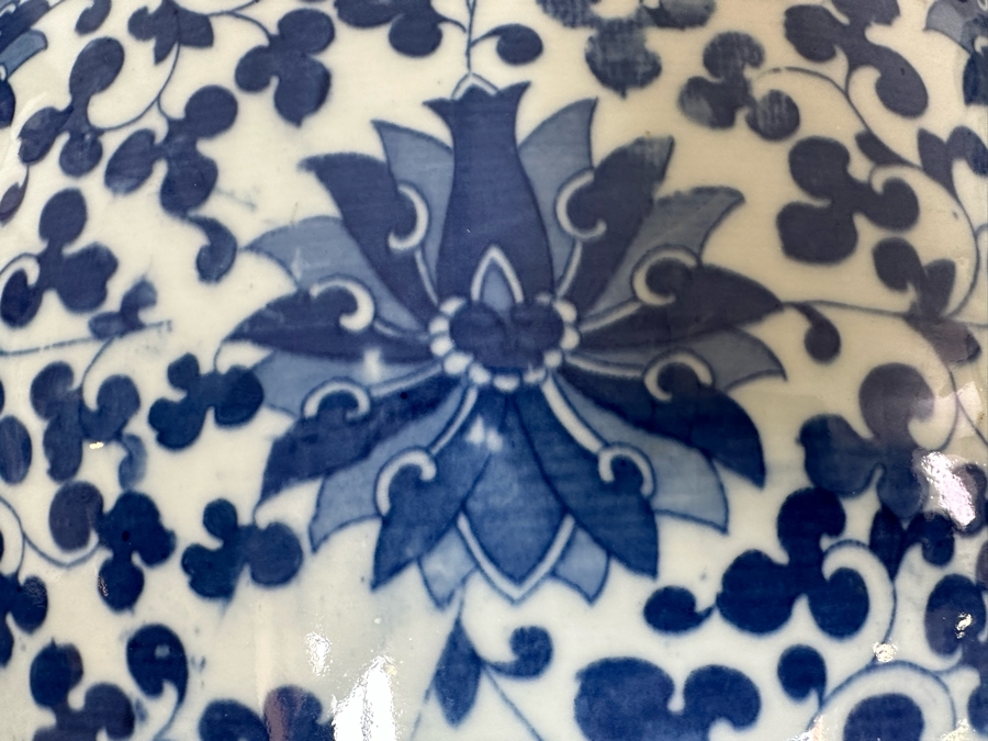 Pair Of Chinese Hand Painted Blue & White Porcelain Garden Stools Seats With Wooden Stands 18H [Photo 18]