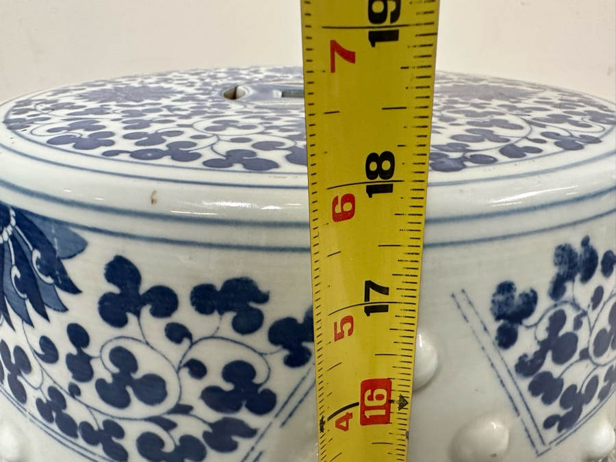 Pair Of Chinese Hand Painted Blue & White Porcelain Garden Stools Seats With Wooden Stands 18H [Photo 19]