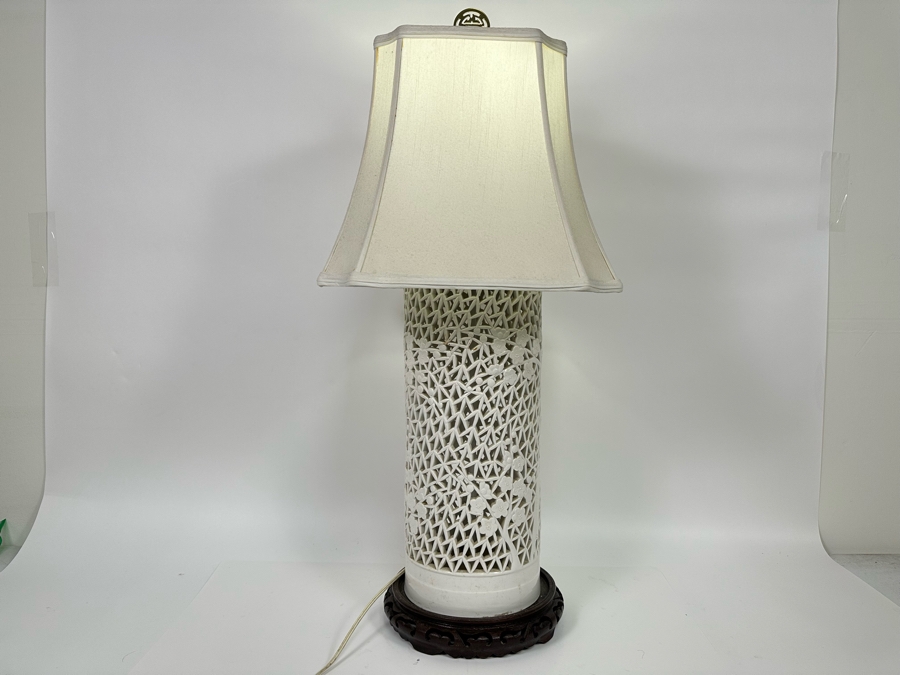 Vintage White Reticulated Porcelain Lamp 32H [Photo 2]