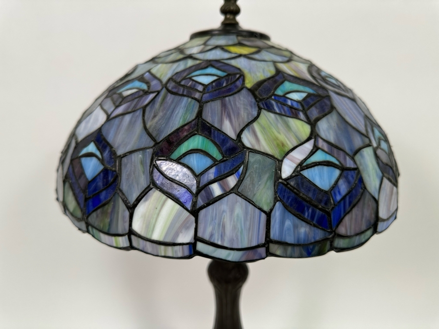 Stained Glass Lamp 23H [Photo 6]