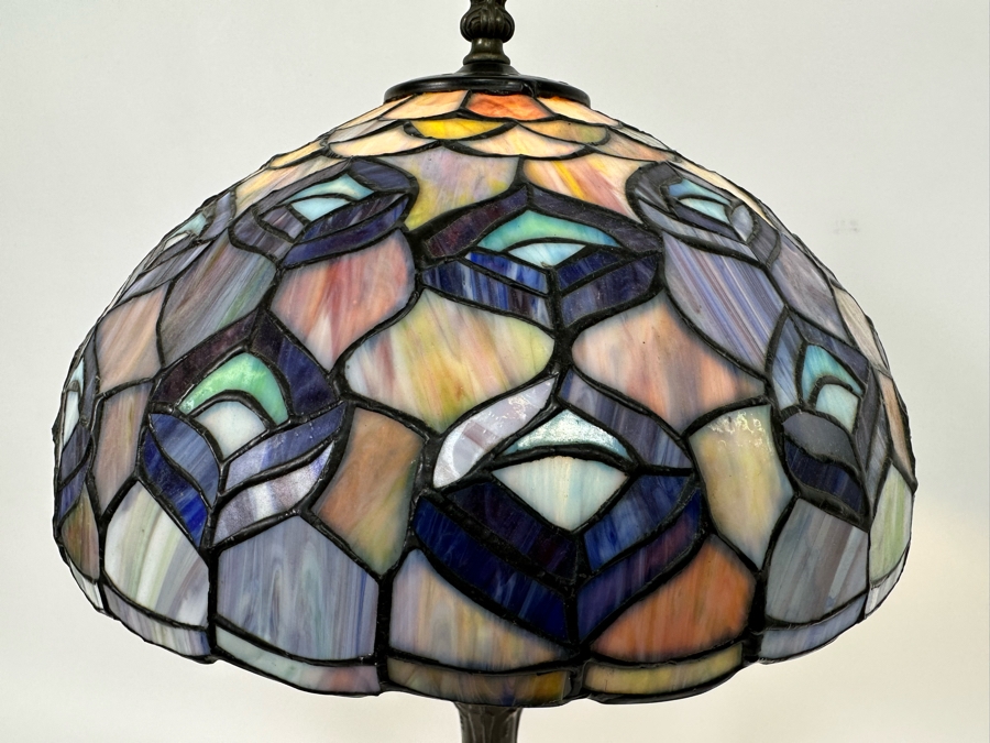 Stained Glass Lamp 23H [Photo 3]