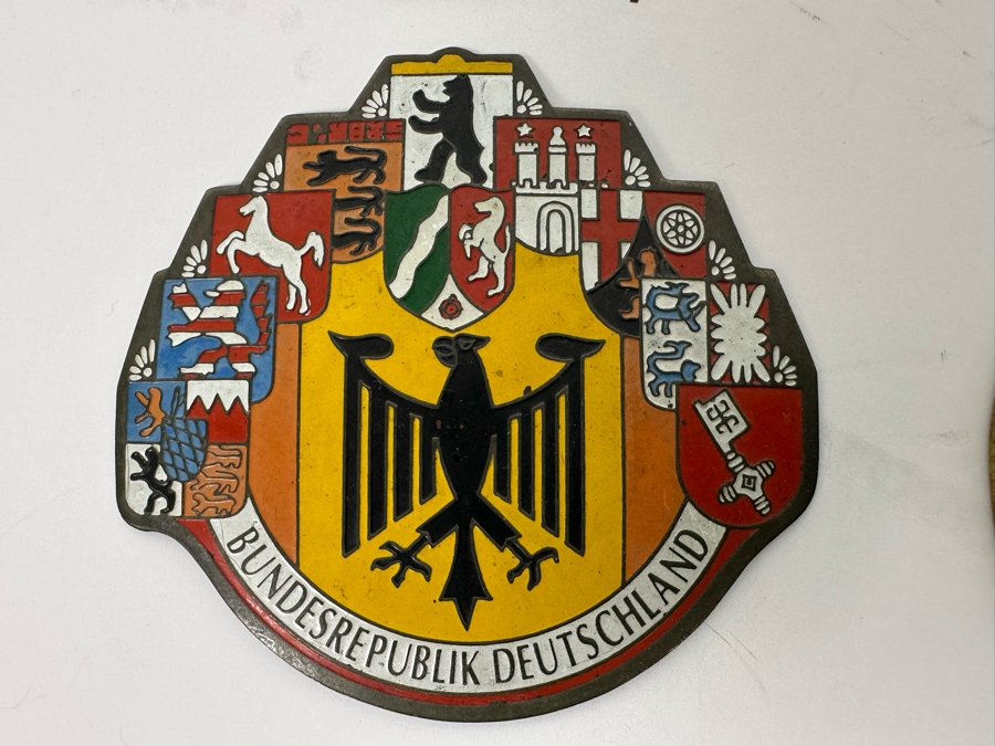 Collection Of Vintage Vehicle Car Grille Badges Emblems [Photo 11]