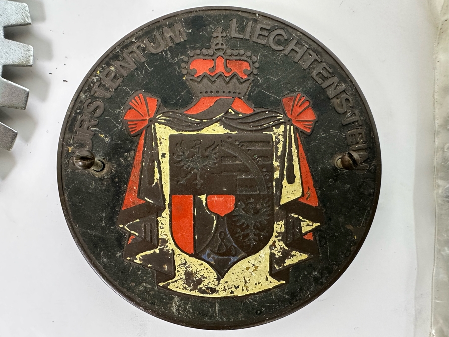 Collection Of Vintage Vehicle Car Grille Badges Emblems [Photo 6]