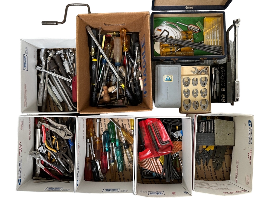 Large Tool Lot - See Photos [Photo 1]