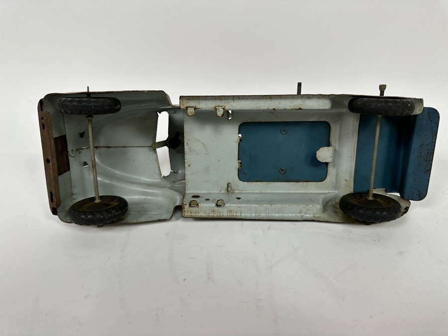 Old 1940s Lincoln Toy Truck Pressed Steel Tow Truck 13W X 4D X 5H [Photo 11]