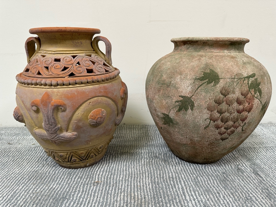 Pair Of Flower Pots 13H And 14H [Photo 2]