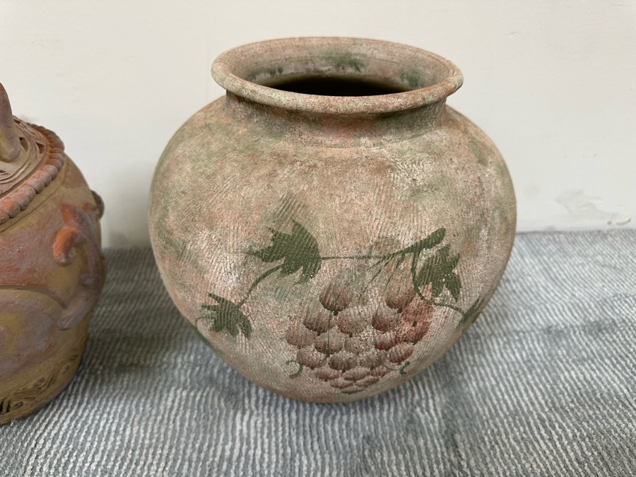 Pair Of Flower Pots 13H And 14H [Photo 4]