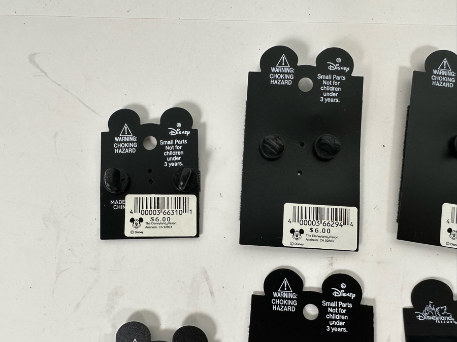 Collection Of Vintage Disneyland Trading Pins New On Cards Two Limited Edition Pins [Photo 21]