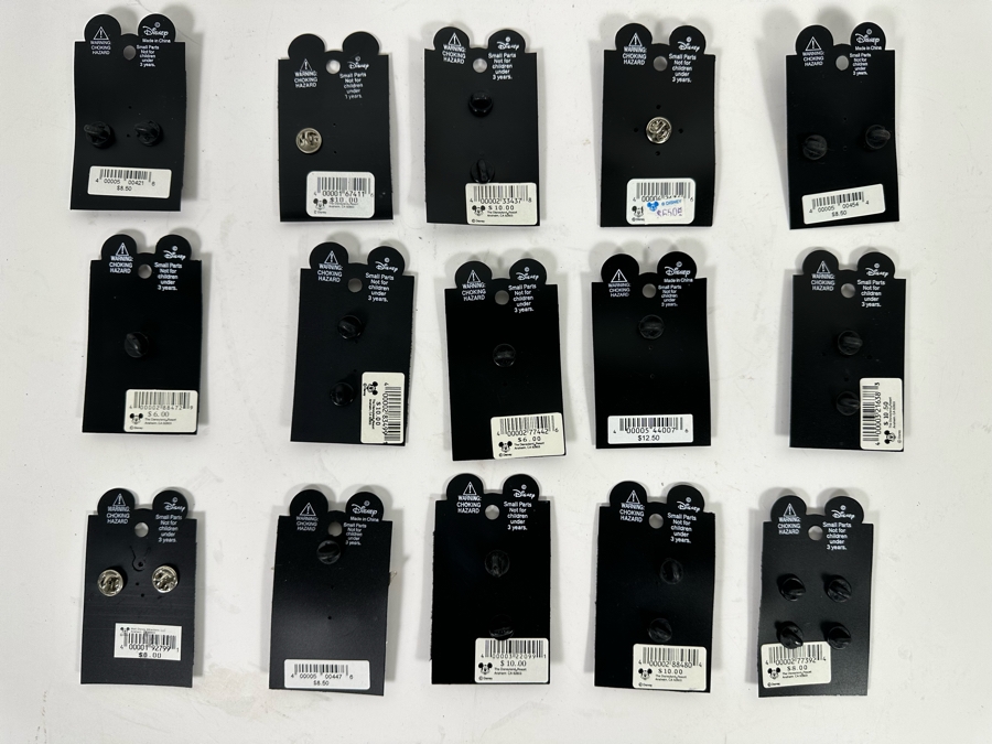 Collection Of Vintage Disneyland Trading Pins New On Cards Four Limited Edition Pins [Photo 13]