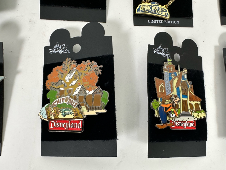 Collection Of Vintage Disneyland Trading Pins New On Cards Four Limited Edition Pins [Photo 11]