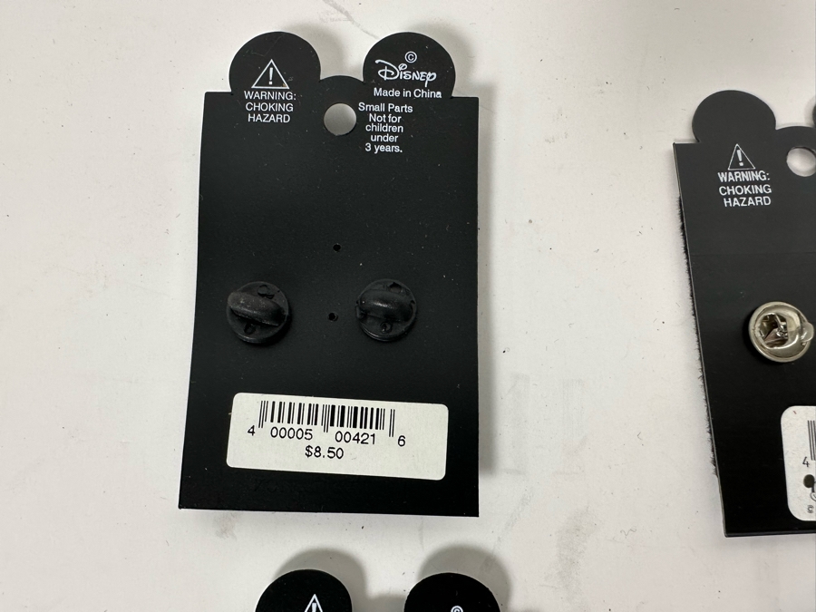 Collection Of Vintage Disneyland Trading Pins New On Cards Four Limited Edition Pins [Photo 16]