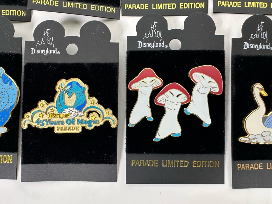 Collection Of Vintage Disneyland Trading Pins New On Cards Mainly Disneyland Parade Limited Edition Pins [Photo 8]