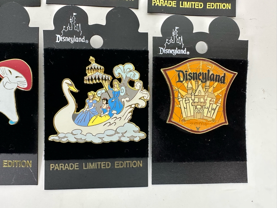 Collection Of Vintage Disneyland Trading Pins New On Cards Mainly Disneyland Parade Limited Edition Pins [Photo 7]