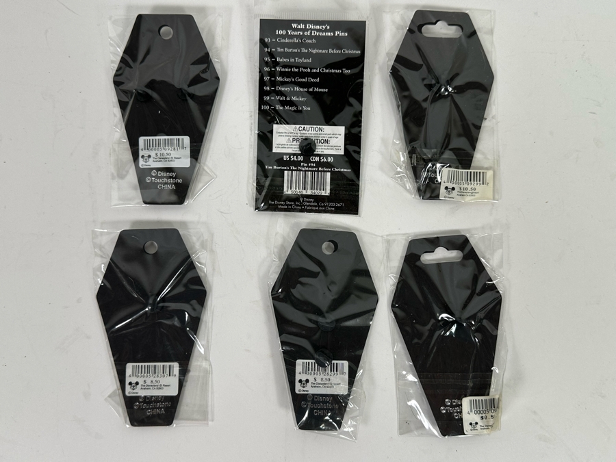 Collection Of Vintage Disneyland Trading Pins New On Cards Tim Burton's The Nightmare Before Christmas [Photo 9]