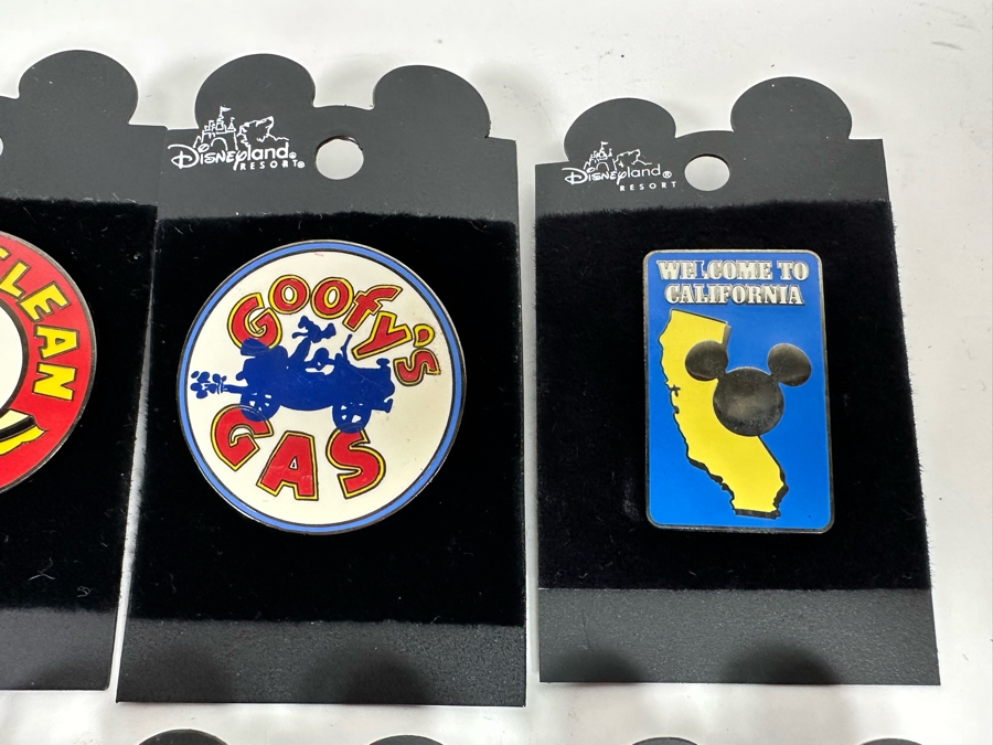 Collection Of Vintage Disneyland Trading Pins New On Cards [Photo 5]