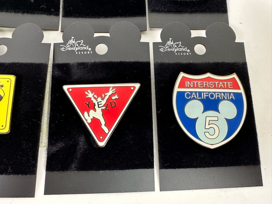 Collection Of Vintage Disneyland Trading Pins New On Cards [Photo 6]