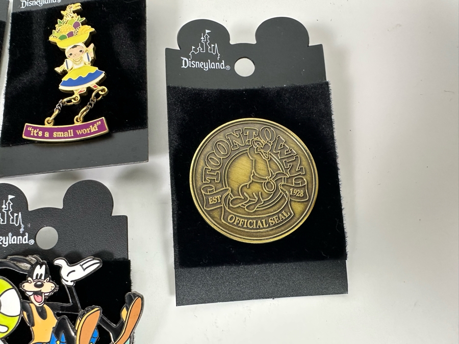 Collection Of Vintage Disneyland Trading Pins New On Cards It's A Small World [Photo 6]