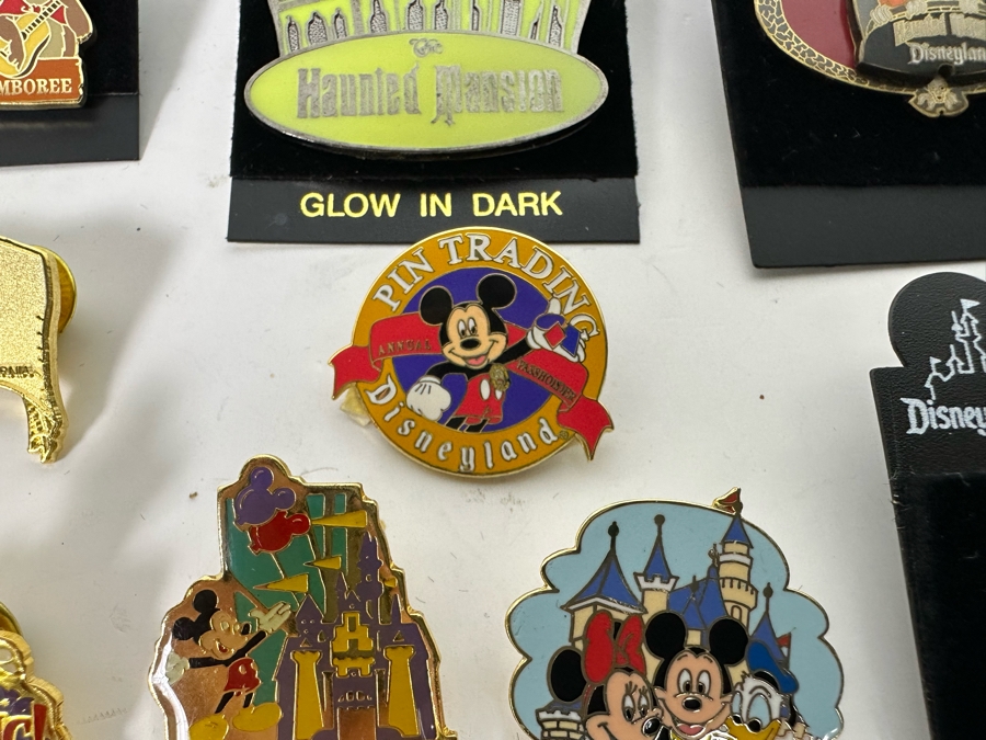 Collection Of Vintage Disneyland Trading Pins Some New On Cards - Haunted Mansion [Photo 11]
