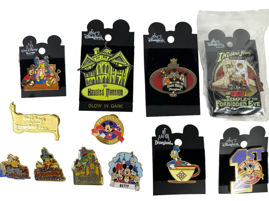Collection Of Vintage Disneyland Trading Pins Some New On Cards - Haunted Mansion [Photo 1]