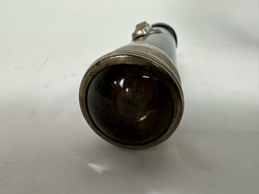 Antique Early Flashlight Battery Powered 5.5L [Photo 9]
