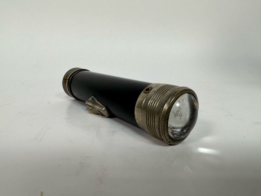Antique Early Flashlight Battery Powered 5.5L [Photo 3]