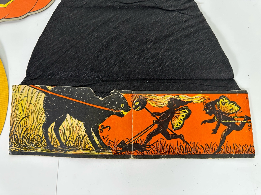 Collection Of Vintage Halloween Decorations [Photo 4]