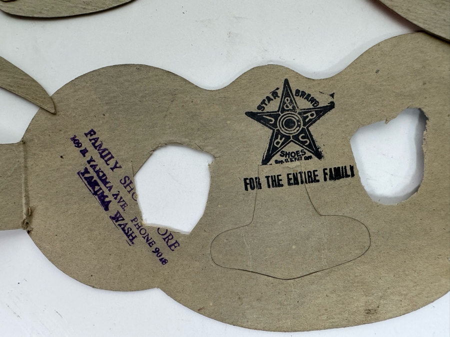 Collection Of Vintage Halloween Party Masks [Photo 8]