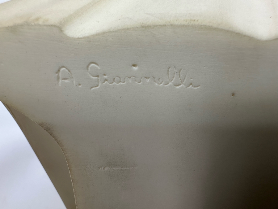 Vintage Virgin Mary Resin Arnoldo Giannelli Bust Sculpture Signed A. Giannelli 8W X 6D X 11H [Photo 11]