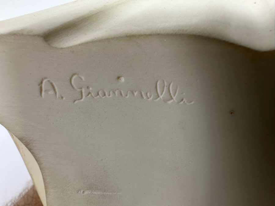 Vintage Virgin Mary Resin Arnoldo Giannelli Bust Sculpture Signed A. Giannelli 8W X 6D X 11H [Photo 13]