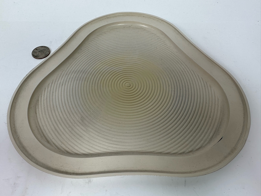 Henry Dreyfuss For Thermous Vintage Machine Age Art Deco Decanter 6W X 5.5H With Triangular Tray 9.5 X 9 1930s In Excellent Condition [Photo 14]