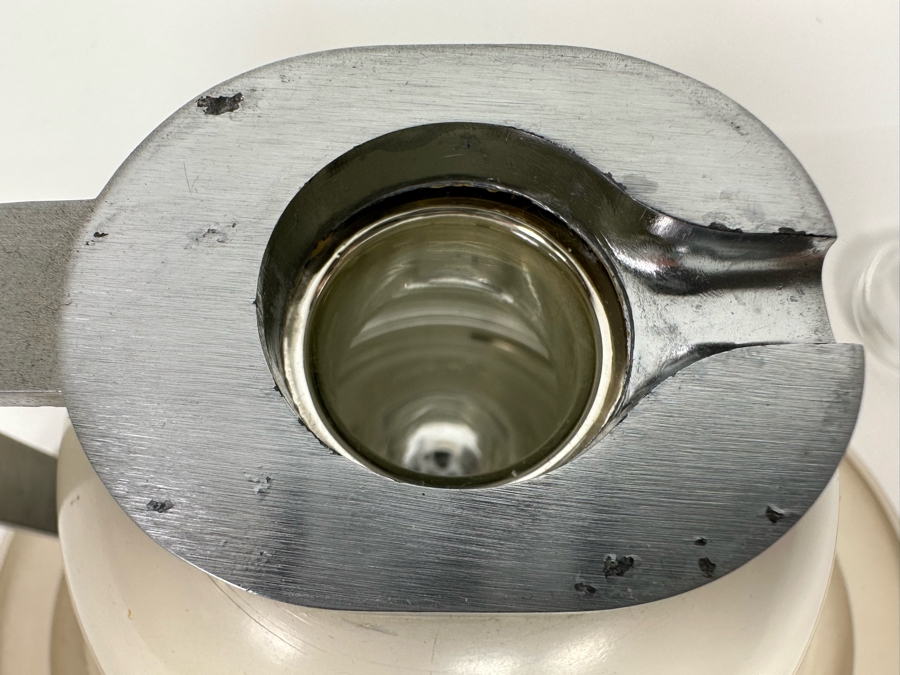 Henry Dreyfuss For Thermous Vintage Machine Age Art Deco Decanter 6W X 5.5H With Triangular Tray 9.5 X 9 1930s In Excellent Condition [Photo 10]