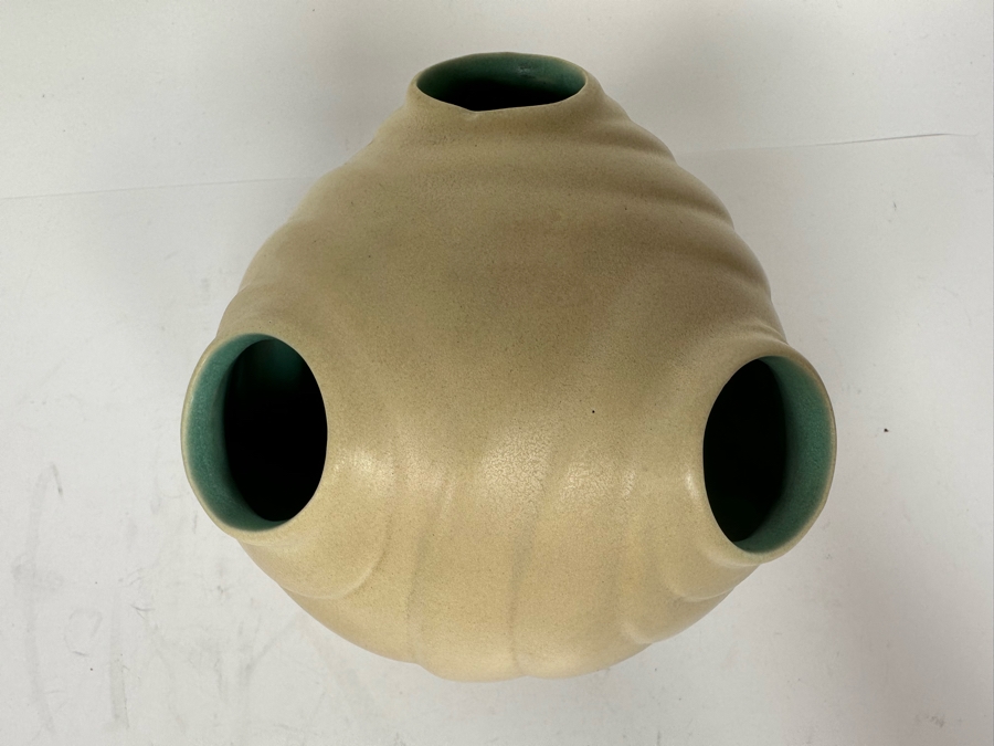 George Rumrill Vintage Art Deco Pottery Vase 601 6W X 6H [Photo 4]