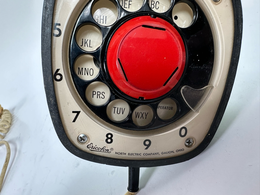 Vintage Collectible Ericofon One-Piece Telephone By The Ericsson Company Of Sweden Featured In The Museum Of Modern Art In NYC 3.5W X 4D X 8H [Photo 11]