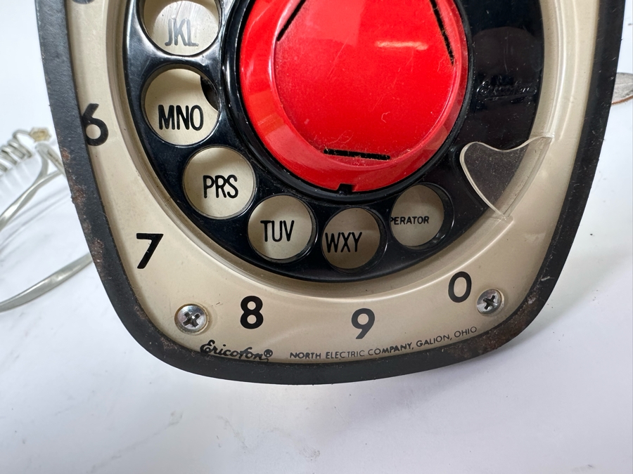 Vintage Collectible Ericofon One-Piece Telephone By The Ericsson Company Of Sweden Featured In The Museum Of Modern Art In NYC 3.5W X 4D X 8H [Photo 10]