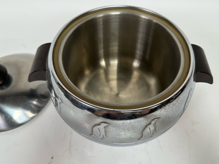 Vintage West Bend Penguin Hot & Cold Server 9.5W X 8.5H [Photo 7]