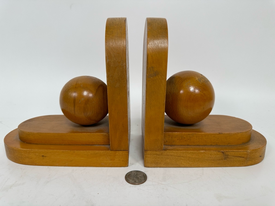 Pair Of Wooden Art Deco Bookends 12.5W X 4D X 6.5H [Photo 3]