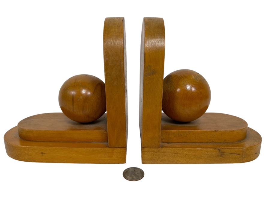Pair Of Wooden Art Deco Bookends 12.5W X 4D X 6.5H [Photo 1]
