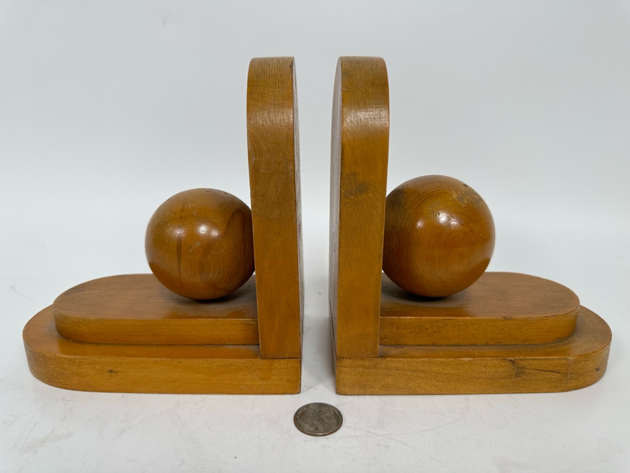 Pair Of Wooden Art Deco Bookends 12.5W X 4D X 6.5H [Photo 2]