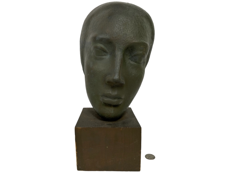 Yucca Salamunich Signed Original Sculpture 7.5W X 5.5D X 15H [Photo 2]