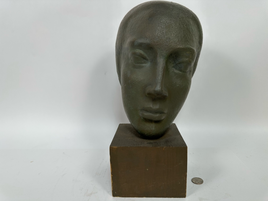 Yucca Salamunich Signed Original Sculpture 7.5W X 5.5D X 15H [Photo 3]