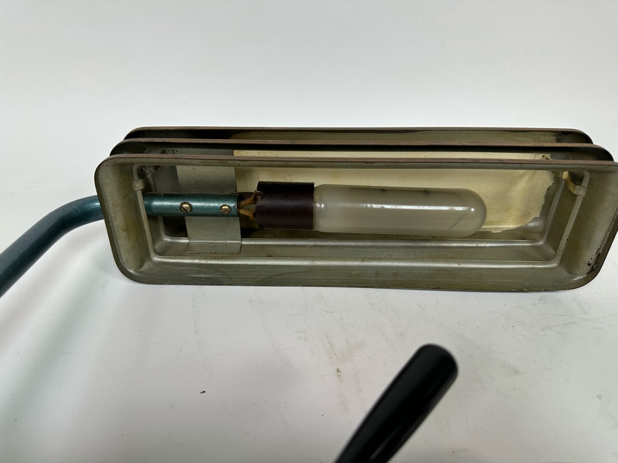 Vintage Art Deco Metal Industrial Desk Lamp And Pen Holder - Light Not Working - Needs Rewiring 12W X 4D X 11H [Photo 10]