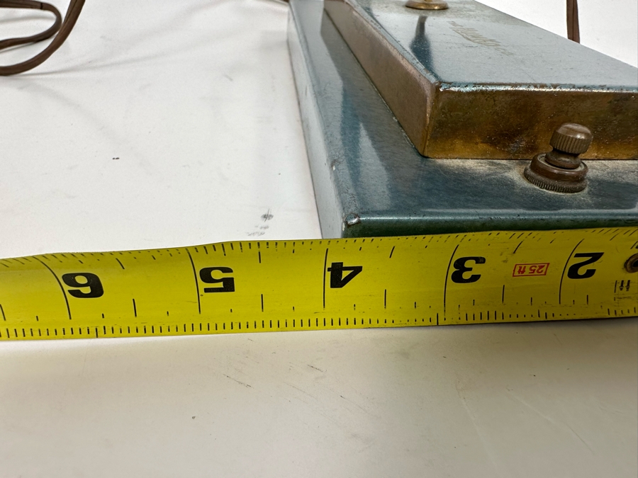 Vintage Art Deco Metal Industrial Desk Lamp And Pen Holder - Light Not Working - Needs Rewiring 12W X 4D X 11H [Photo 12]