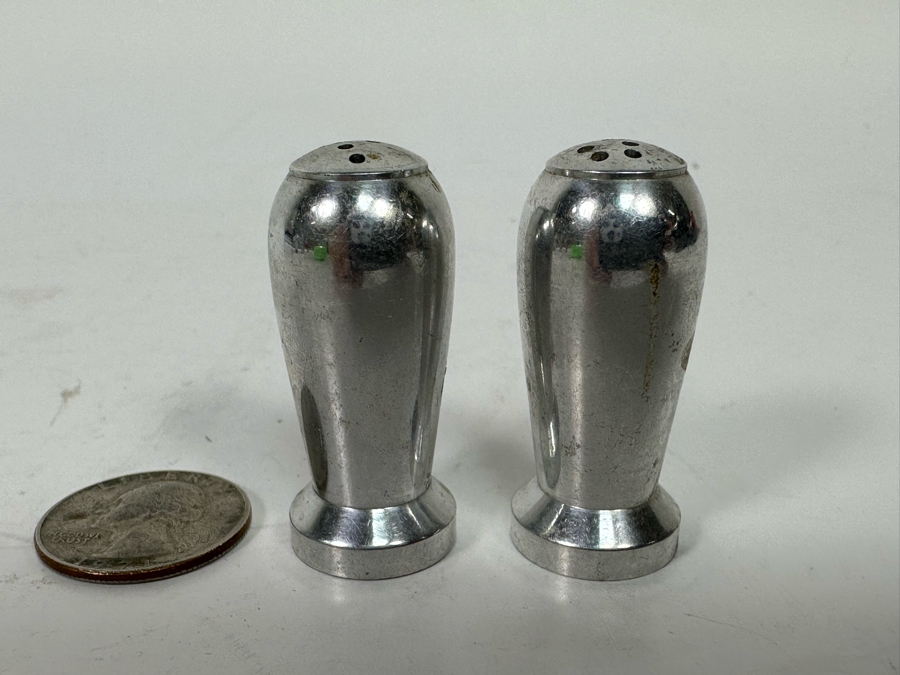 Vintage 1960s Aluminum Bomb Missile Salt & Pepper Shakers 1.5H [Photo 3]