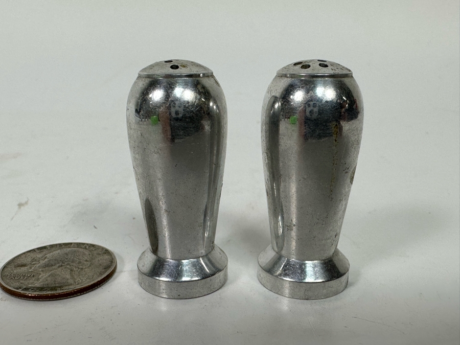 Vintage 1960s Aluminum Bomb Missile Salt & Pepper Shakers 1.5H [Photo 4]