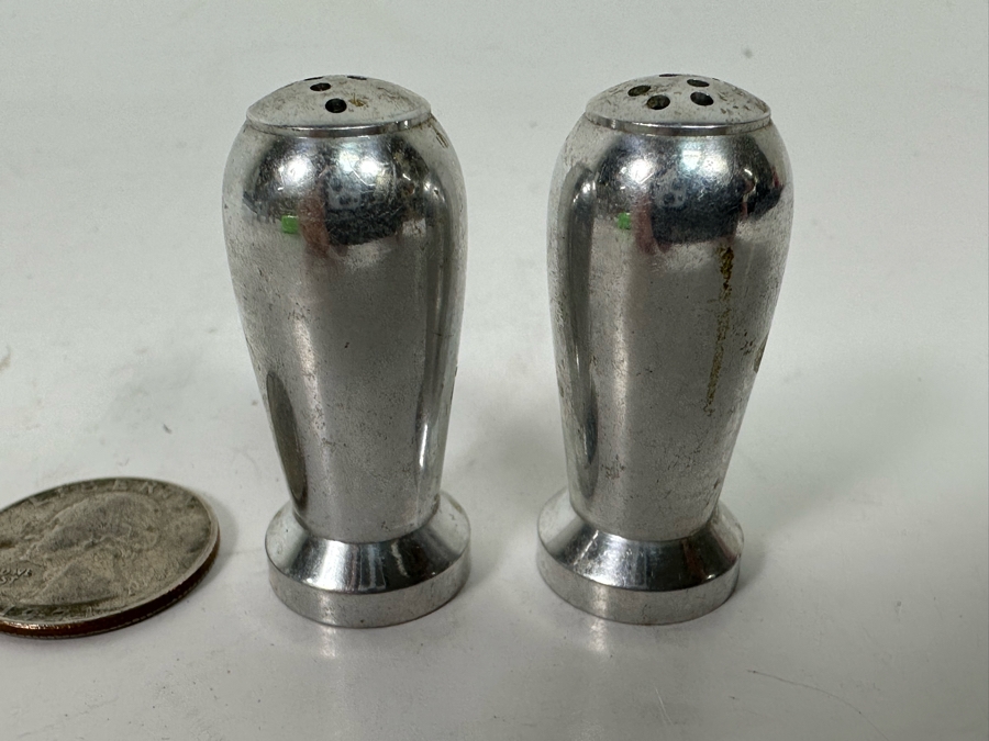 Vintage 1960s Aluminum Bomb Missile Salt & Pepper Shakers 1.5H [Photo 2]