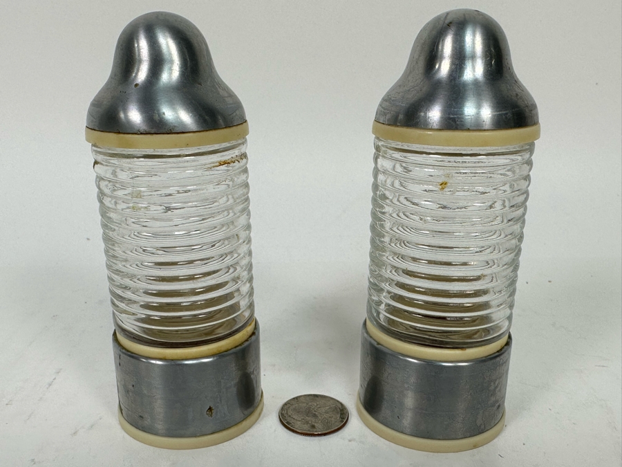 Vintage Art Deco Tappit Condiment Dispenser By The Food Dispenser Co, A Pair 5H [Photo 2]