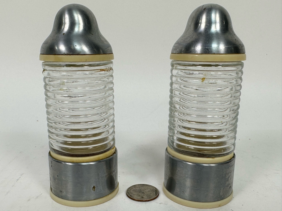 Vintage Art Deco Tappit Condiment Dispenser By The Food Dispenser Co, A Pair 5H [Photo 3]