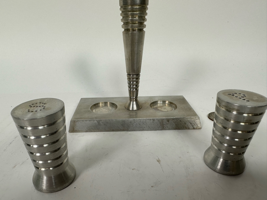 Vintage Art Deco Aluminum Salt & Pepper Shakers With Carrier 5W X 2.5D X 5.5H [Photo 5]